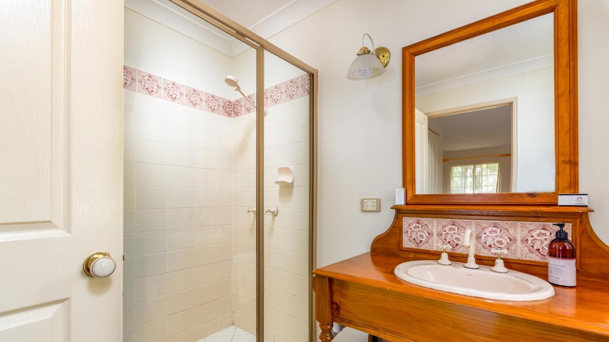 Honeysuckle Cottages Stanthorpe Szoba fotó